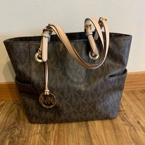 Michael Kors purse